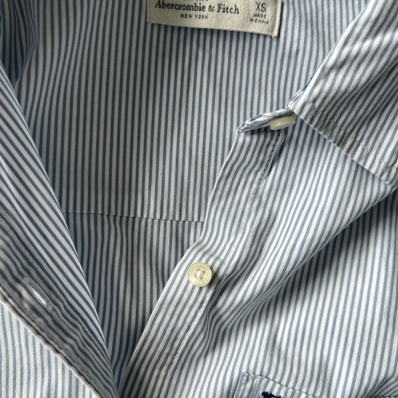 Abercrombie shirt size Xs - Picture 5 of 6